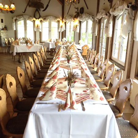 & Restaurant Zur Spreewaelderin 3*