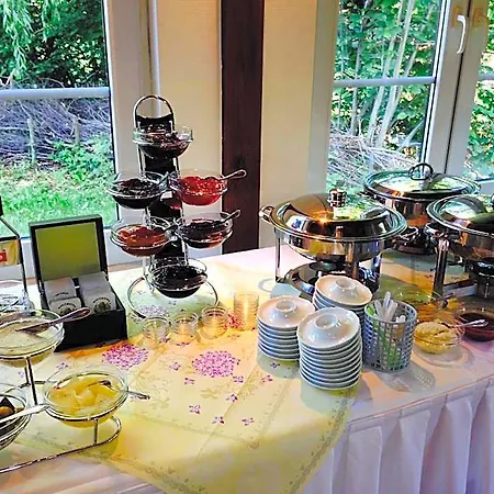 & Restaurant Zur Spreewaelderin 3*
