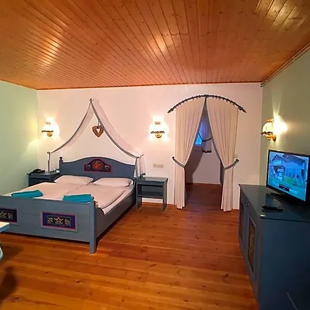 & Restaurant Zur Spreewaelderin Hotel