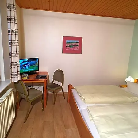 & Restaurant Zur Spreewaelderin Hotel Golssen