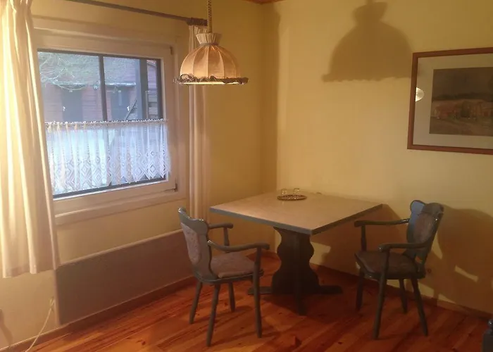 ホテル＆レストラン ツーア シュプレーヴァルデイン ホテル Golßen